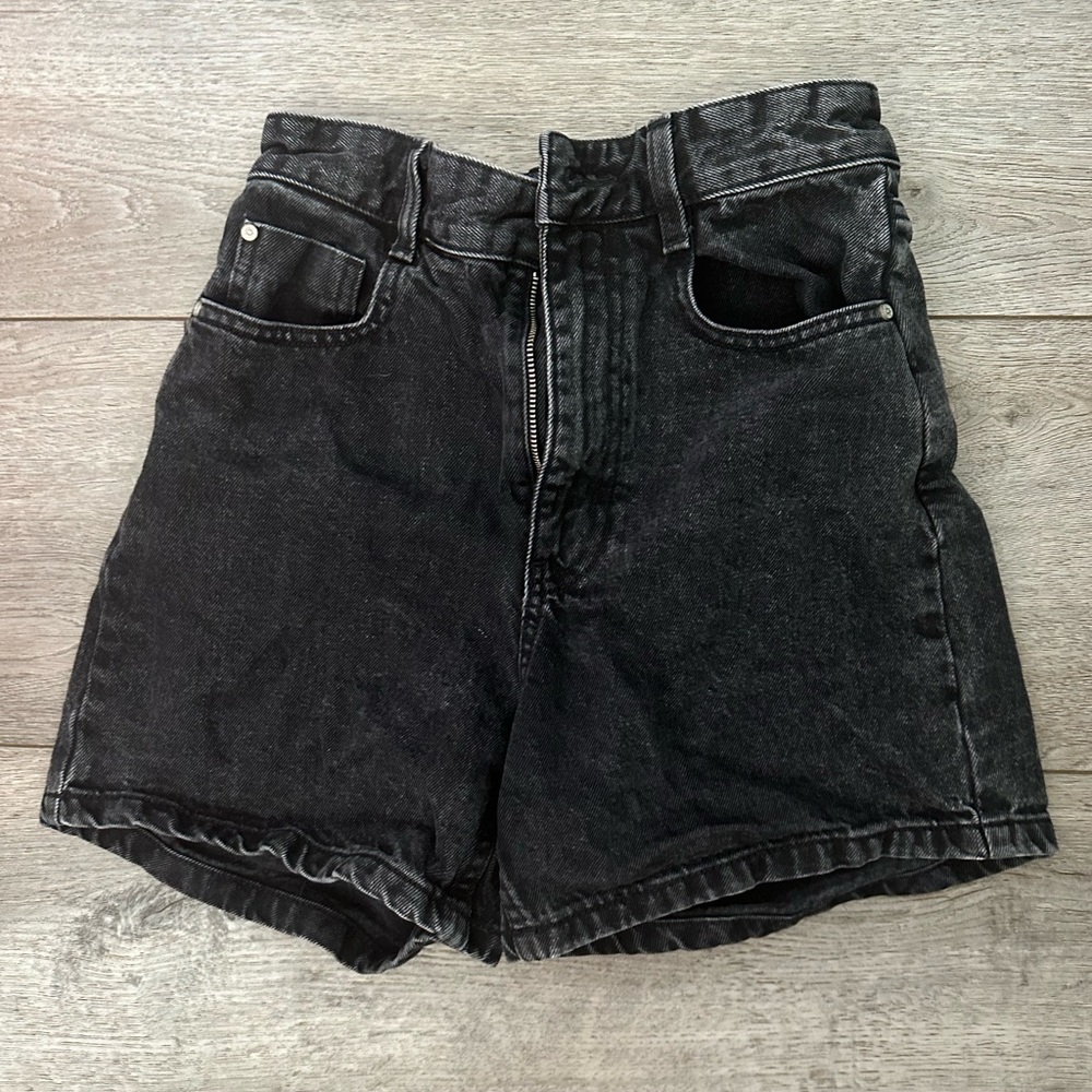 Zara short